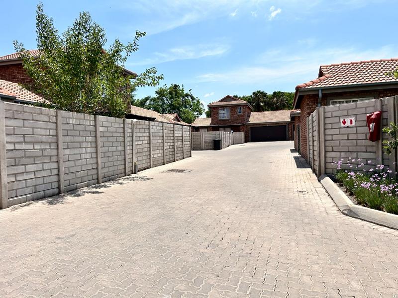 2 Bedroom Property for Sale in Ngwenya River Estate North West